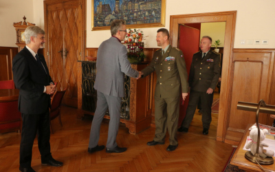 Přijetí velitelů posádek u primátora města Olomouc Miroslava Žbánka.
