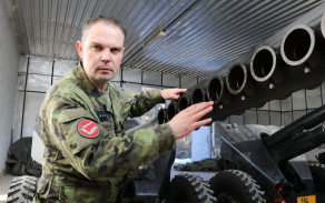 Unikátní salvové kanóny jsou díky četaři Průchovi v dobrých rukou.