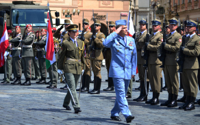 hlášení veliteli Posádkového veliteství Praha panu plk. gšt. Ing. Milanu Virtovi