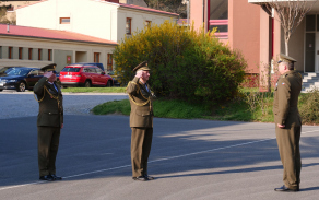 hlaseni_prvnimu_zastupci_nacelnika_generalniho_stabu_acr_genmjr._jaromiru_zunovi_po_jeho_prijezdu_na_posadkove_velitelstvi_praha.jpg