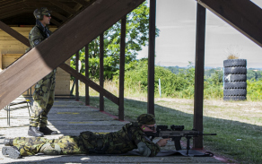 Střelečtí instruktoři Čestné stráže neodpustí sebemenší chybu...